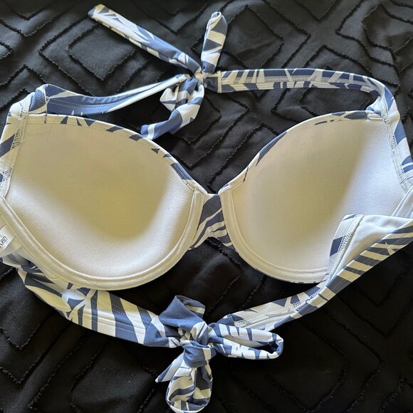 Calvin Klein Bikini - Picture 5 of 7